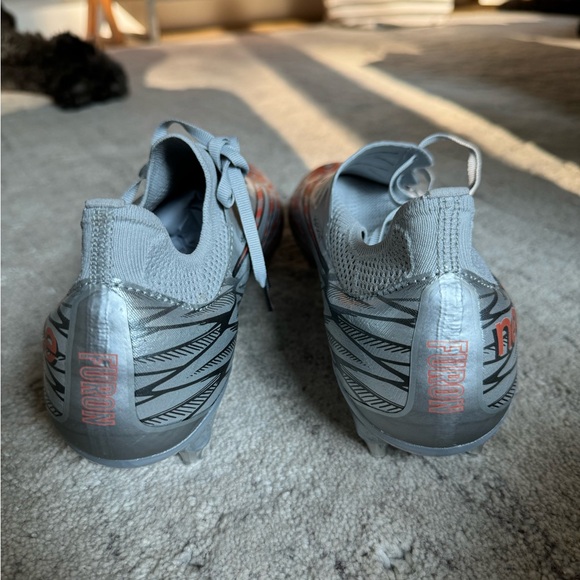 New Balance - Picture 8 of 11